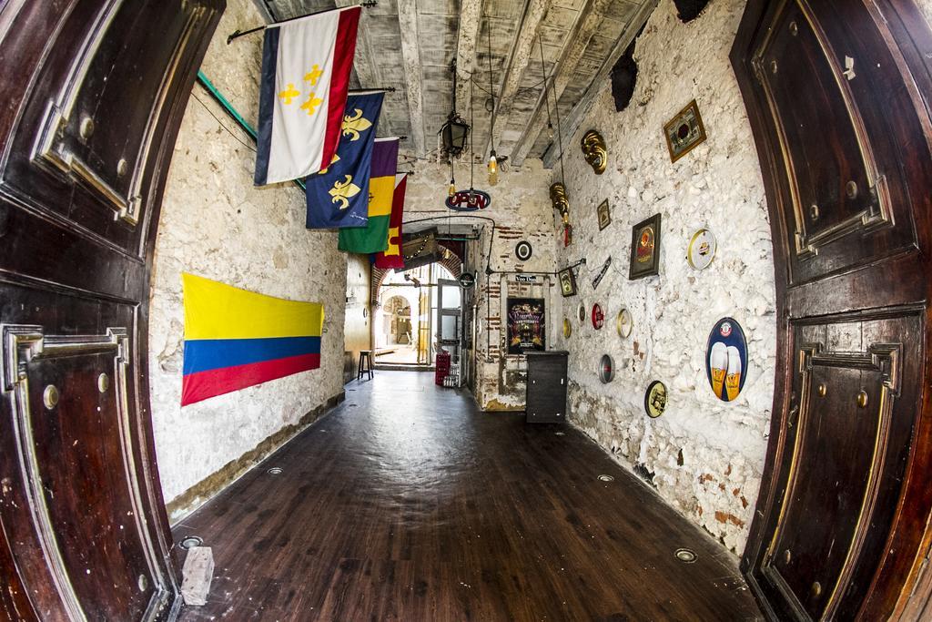 Bourbon St Hostal Boutique Картахена Экстерьер фото