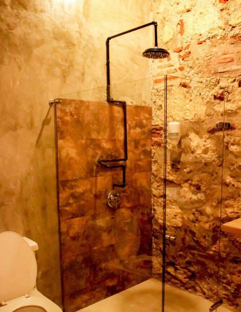 Bourbon St Hostal Boutique Картахена Экстерьер фото