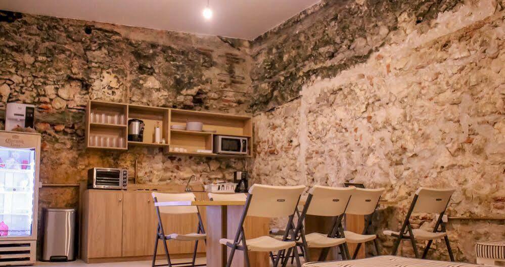 Bourbon St Hostal Boutique Картахена Экстерьер фото