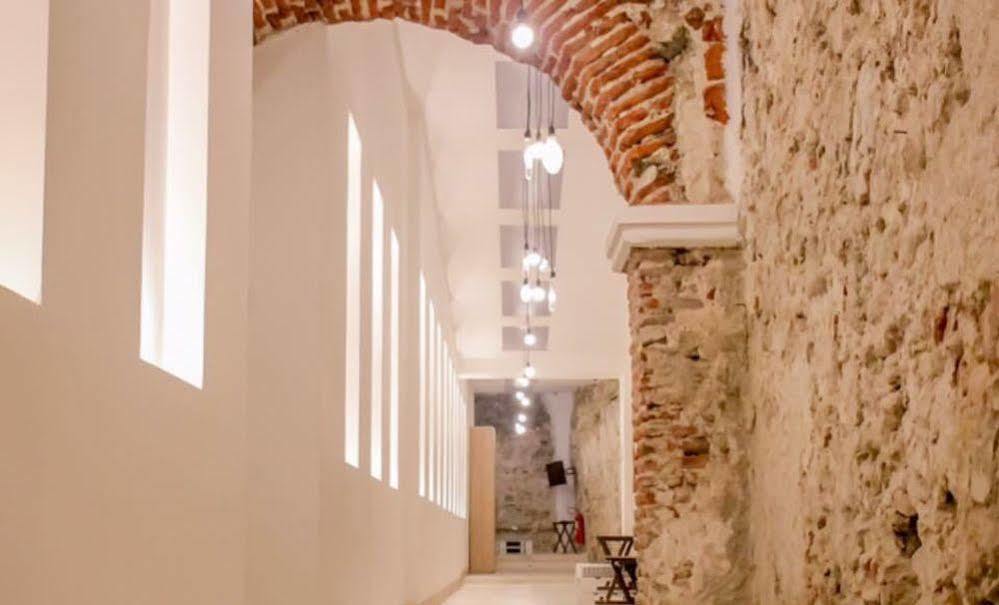 Bourbon St Hostal Boutique Картахена Экстерьер фото